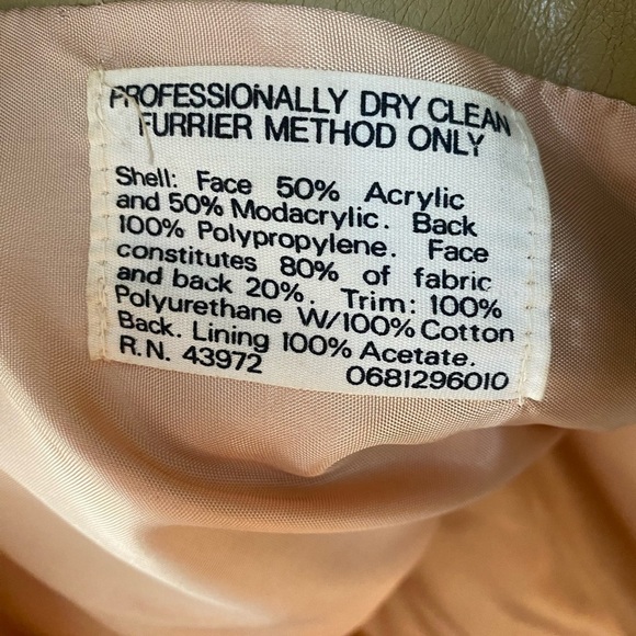 Vintage Fingerhut Fashions Faux Fur Coat Women’s Small - Picture 5 of 6